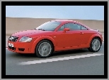 Pustynia, Czerwone, Audi TT